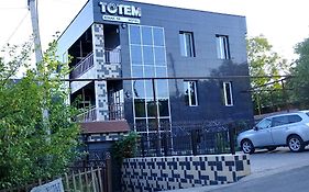 Totem Hotel